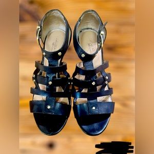 Naturalizer N5 Comfort Heel size 7